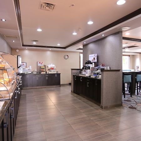 Holiday Inn Express Hotel & Suites Vernon By Ihg Exterior foto