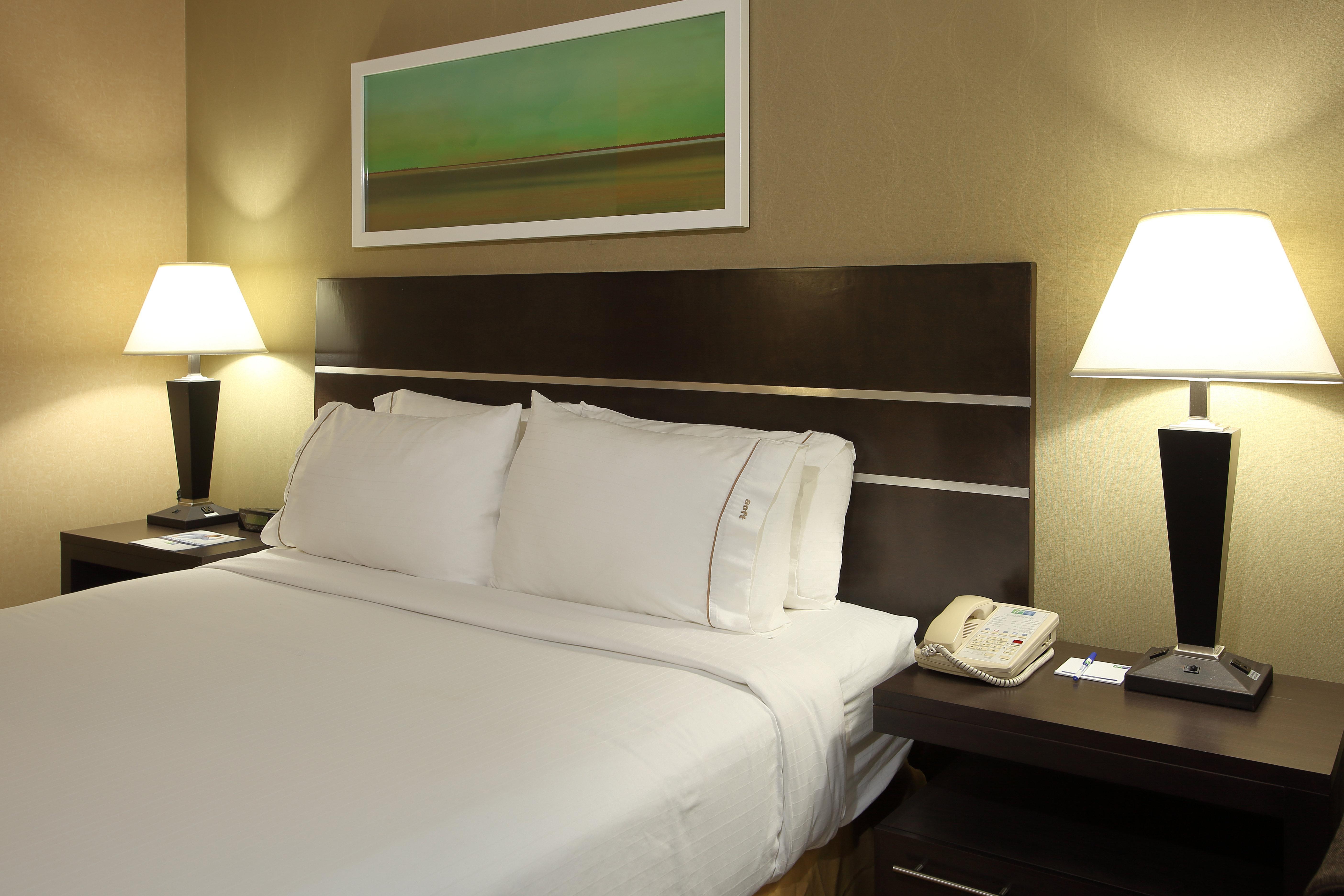 Holiday Inn Express Hotel & Suites Vernon By Ihg Exterior foto
