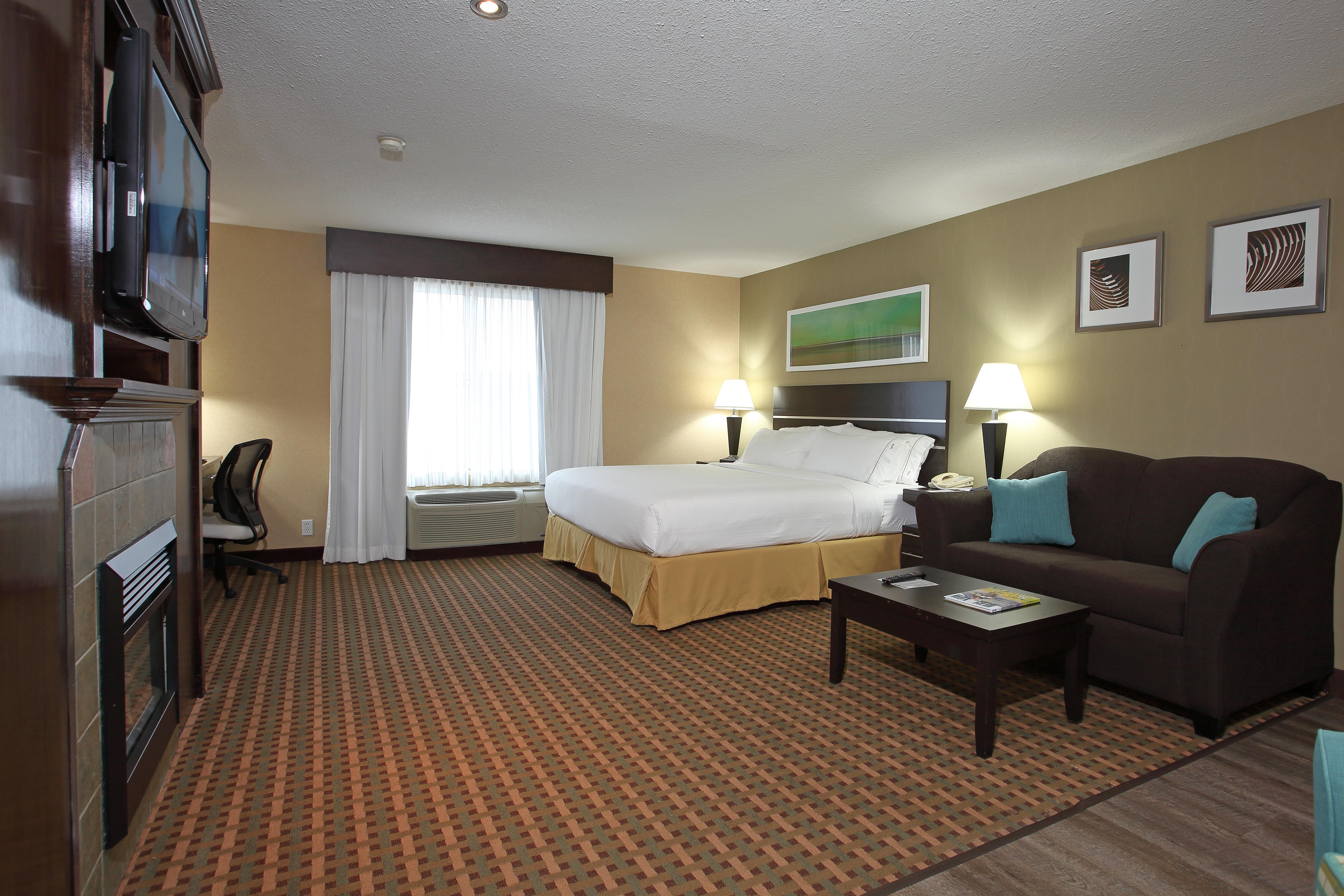 Holiday Inn Express Hotel & Suites Vernon By Ihg Exterior foto